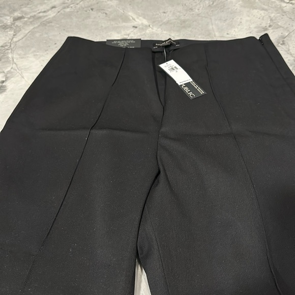 Banana Republic Black Sloan legging! New With Tags! - Picture 1 of 4